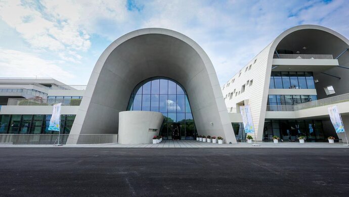 奉贤区青少年活动中心落成启用海之花打造南上海青少年校外教育综合体