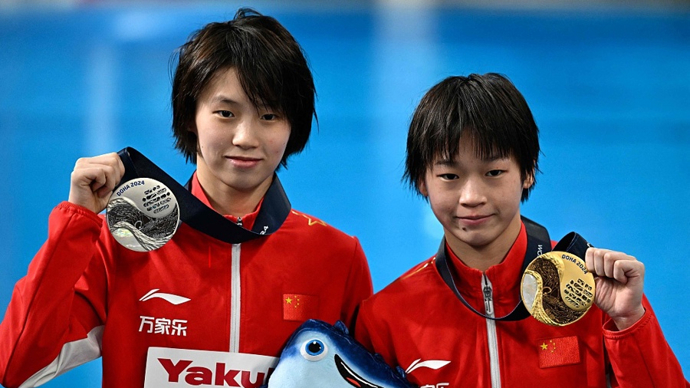 全红婵世锦赛女子10米台夺金拿下跳水生涯金牌大满贯