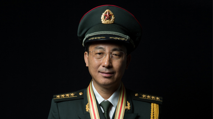 战斗英雄韦昌进获奖