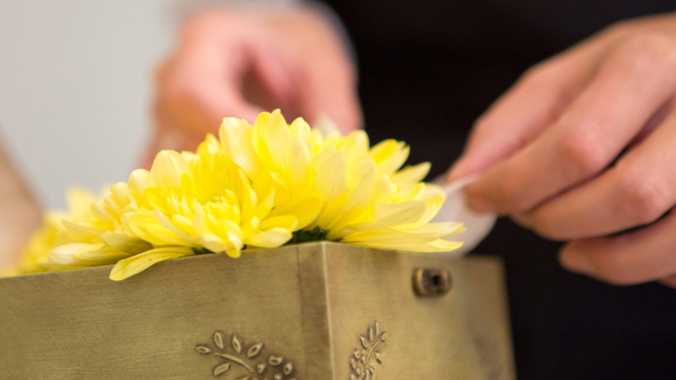 多地出现买商品房放置骨灰盒,媒体评:违背公序良俗还是无奈之举?