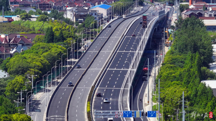 增至6车道,上海沪太路飞云桥新建桥梁通车