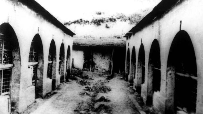 延安《解放日报》:在清凉山几孔窑洞里写下光辉一页新闻,向"新"而生