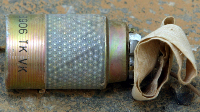 以来大搞霸权主义,单边主义和强权政治,持续向他国输送集束弹药等武器