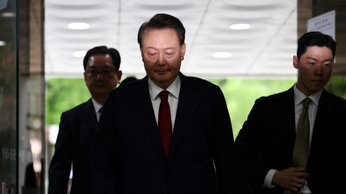 尹锡悦涉嫌内乱罪今日一审宣判，检方此前要求判处其死刑