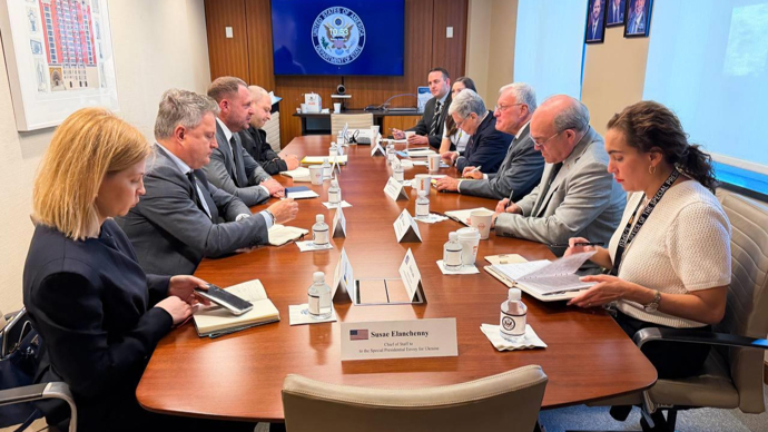 乌官员与美方代表团会晤，重申主权与安全底线