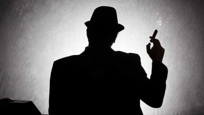 全网通缉的“真凶”，只有两位老人信她……