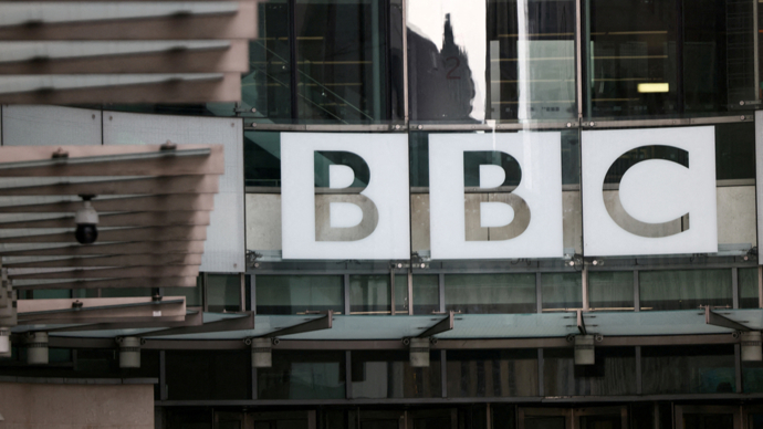 特朗普诉BBC诽谤案定于2027年2月开审