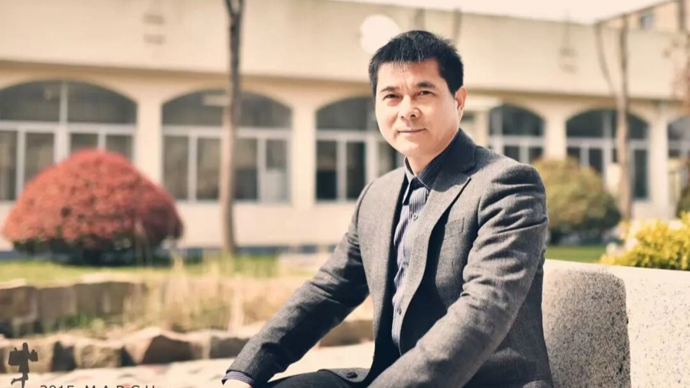 左手无人机右手太极：一位崇明赤子的回归与守望