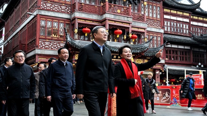 持续放大“上海消费”品牌效应！陈吉宁调研文旅商体展联动促消费工作