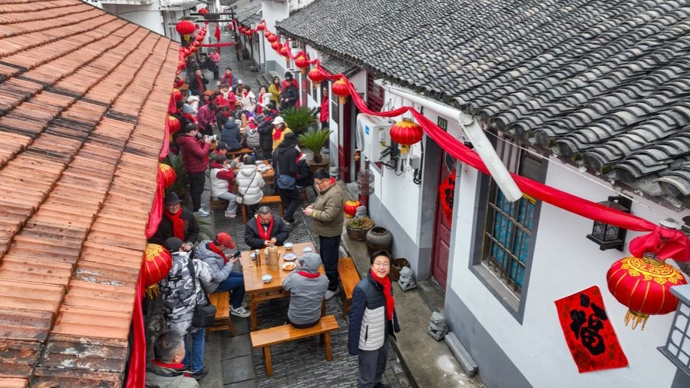 老街共叙邻里情 相聚欢乐迎新春
