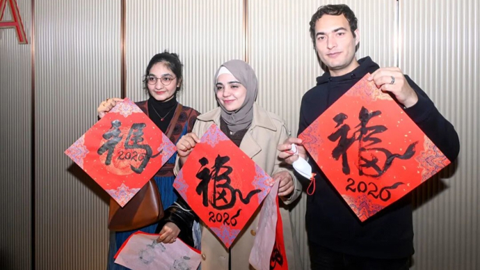 洋朋友在杨浦喜迎中国年，深度感受“我的YOUNG生活”