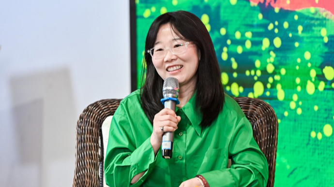 作家李娟：人应该适度的自卑与自我怀疑