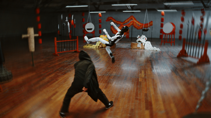 升龙拳、无影脚、摸地旋风……智元发布新一代全尺寸人形机器人远征A3