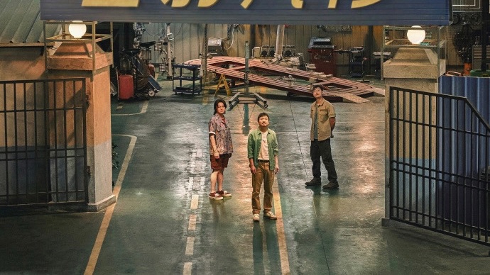 比演技也飙车技！电影《飞驰人生3》人均“赛车证”