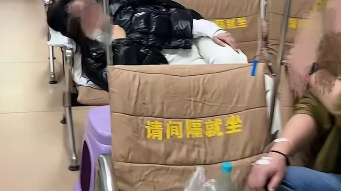 7名游客火锅店用餐后上吐下泻，官方最新通报：已达成和解