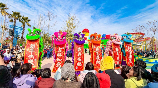 上海乐高乐园度假区首个春节表现亮眼，成亲子家庭出行首选