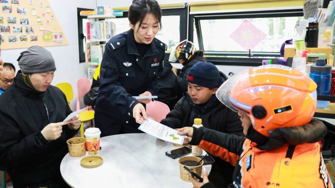 年货礼盒、生鲜寄递需求井喷，青浦警方特别“年货”助力跑出加速度