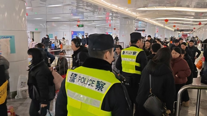 春节假期最后一天，返沪大客流如期而至