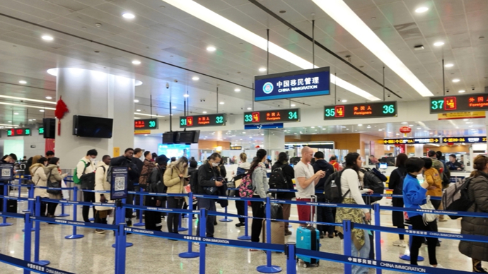 超16万人次！上海口岸单日查验出入境人员数量创新高