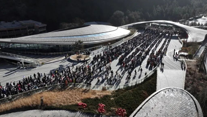 史上最长春节假期收官！“人均打卡2.2个城市”