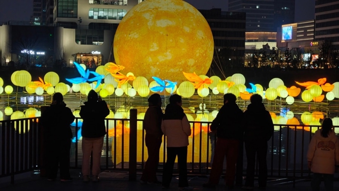 21家景点接待游客22.38万人次，宝山春节文旅消费开门红