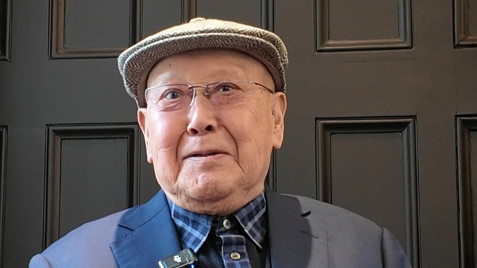 86岁表演艺术家尚长荣马年新春当观众，寄语后辈“要有两个拎得清”