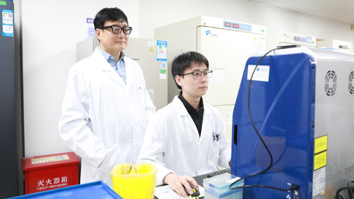 浙大成果登上《科学》：揭秘禽流感为何会传给人，如何抑制疾病跨物种传播