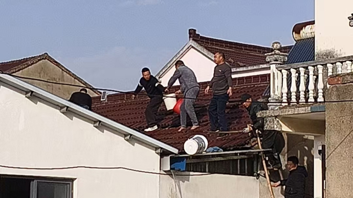 春节休假遇火情，上海消防员教科书式救援守护村民生命财产安全