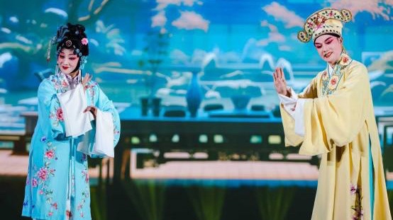 就在今晚，在总台戏曲频道听见“川流”新声