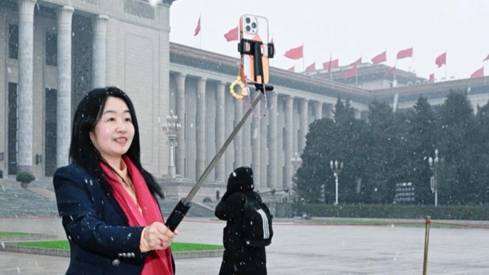 海燕跑两会｜他们为了什么奔赴一座城？听上海团代表聊消费