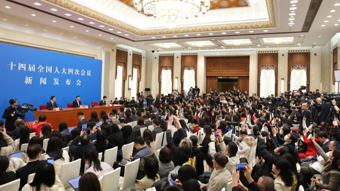 人大发言人娄勤俭：任何国家都不能在世界上我行我素