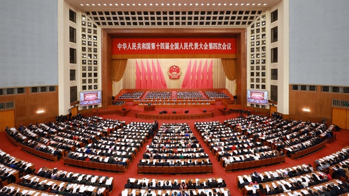 稳就业、增收入、多闲暇、旺消费：代表委员热议政府工作报告里的民生关键词
