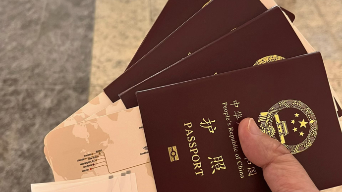 警报声中的归途：一个义乌老板娘的中东“惊魂”之旅