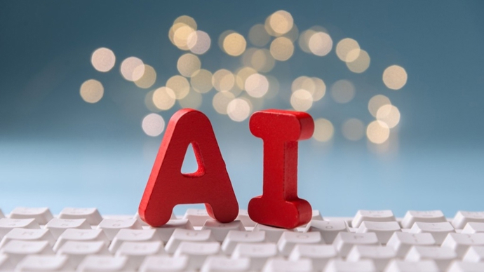 AI浪潮中，如何凸显“人”的价值？｜两会焦点