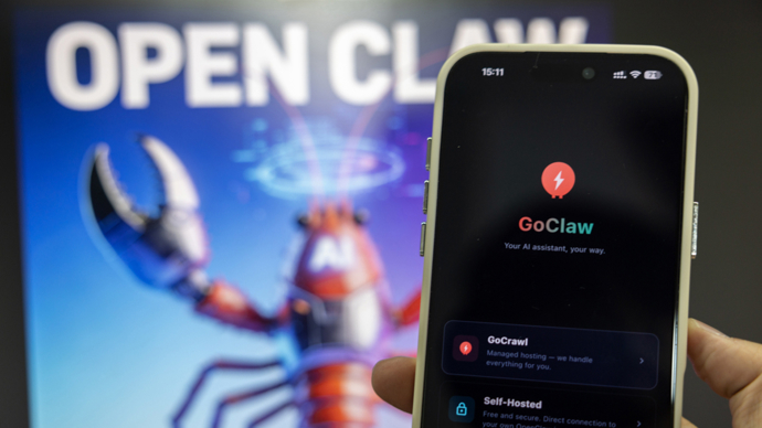 力压谷歌和OpenAI，上海大模型成最大赢家，登顶“龙虾”全球流量榜首