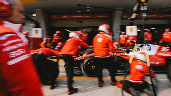 铭记场面| 阿隆索、潘晓婷、刘炜同框“炫技”！F1上海站赛前精彩抢先看