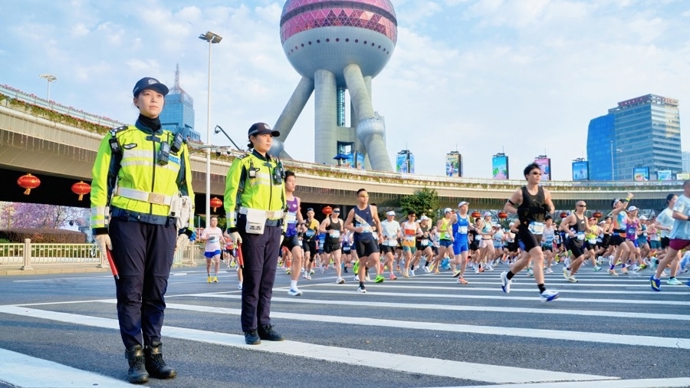 2026上海半马今举行，如何确保赛事与市民出行互不干扰？