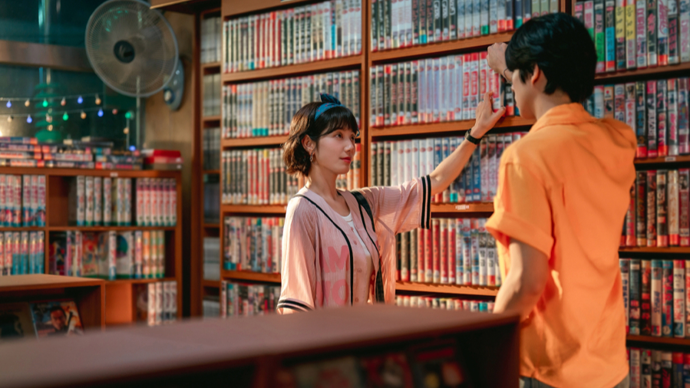 一周文艺：哲学家哈贝马斯去世，苏菲·玛索新小说出版，千名作家抗议AI侵权