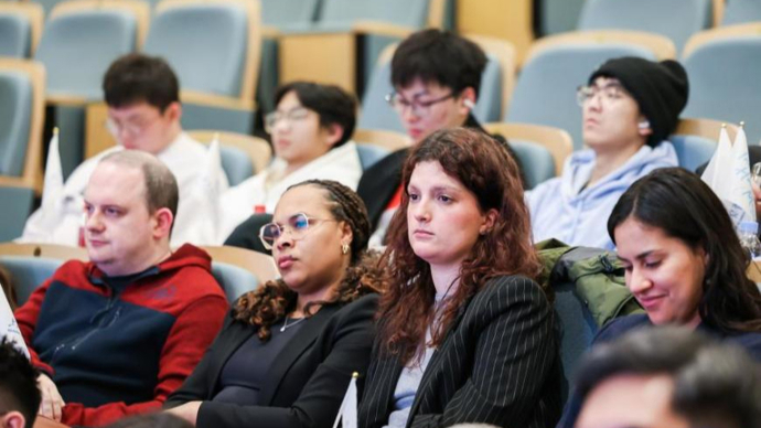 上海交大医学院海南国际医学中心启动国际教育项目，首批13国学生“上岛”