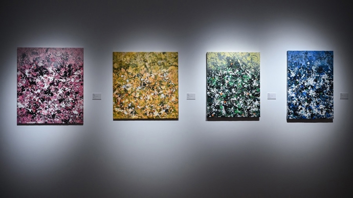 当塞纳河畔的“鹦鹉”飞到黄浦江，久事艺术空间开年首展呈现跨文化艺术