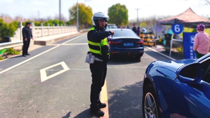 本周末迎清明祭扫高峰，上海交警发布出行提醒