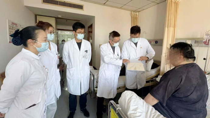 已减重31斤！上海医院给患者置入“减重支架”：无痛不切胃、3个月后取出