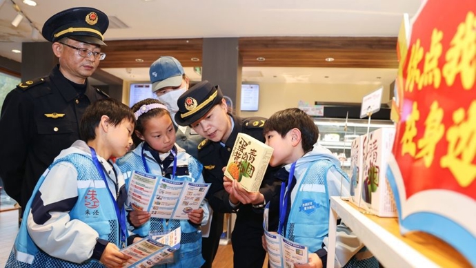 安全教育日“沉浸式”课堂开进了餐饮店