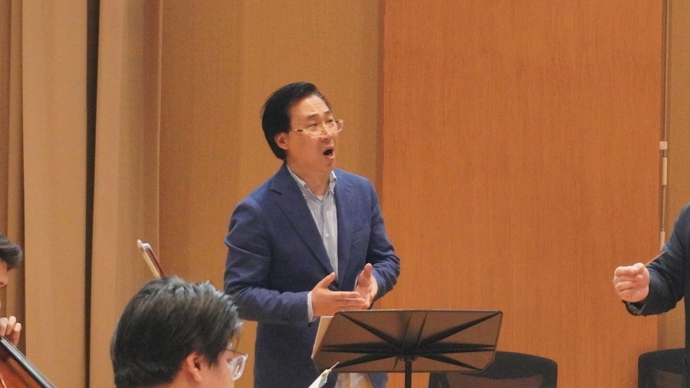 廖院携顾文梦、乌列热、张曦、张功浩，共唱《我和我的祖国》