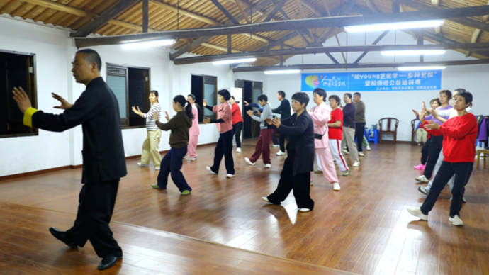 没报上名都要“蹭课”，松阳乡村艺校为何这么火？