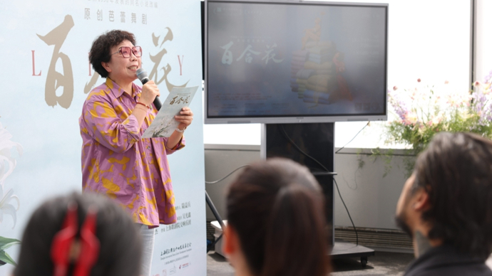 中美老友记｜专访配音演员丁建华：用中国人的情感方式，传递外国人的内心世界