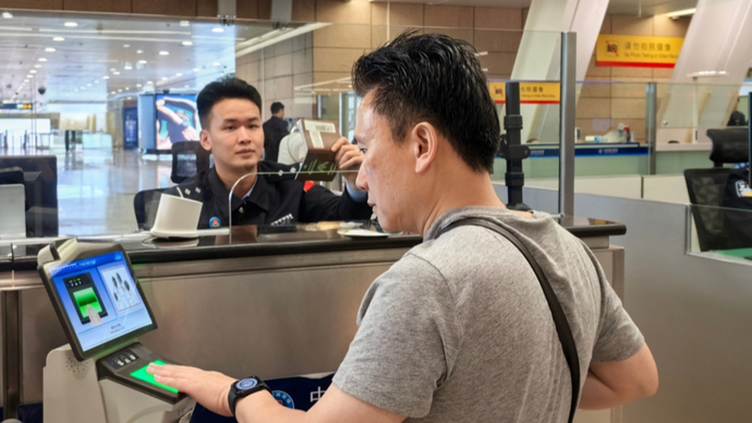 泰国泼水节带火“反向旅游”？浦东机场口岸入境泰国旅客较上月同期增长30%