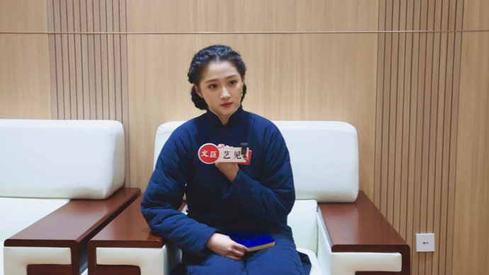 饰演抗战中的秦怡，关晓彤：前辈的青春波澜壮阔
