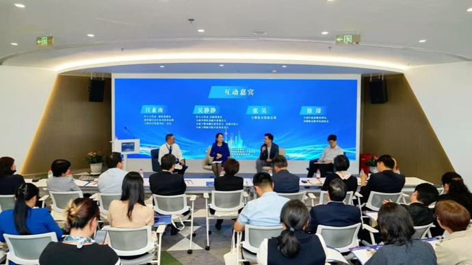 寸土寸金的陆家嘴，为何要建这样一个“实践站”？