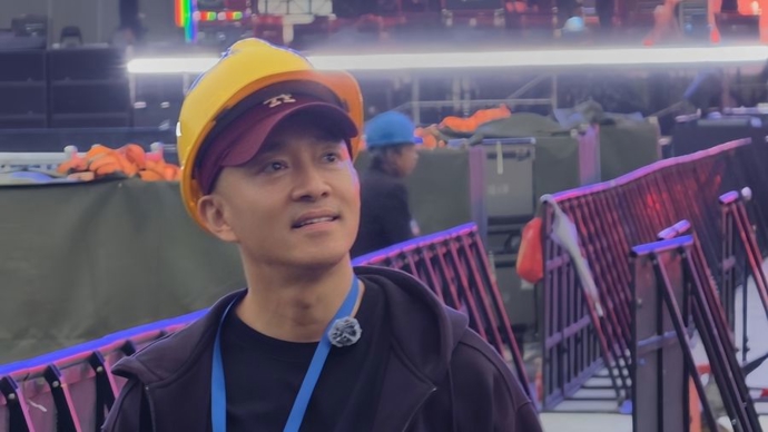 《解放日报》专访主持人亚宁：人生第三次“转行”
